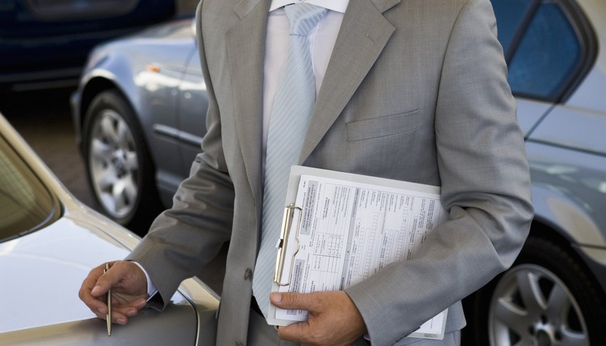 Los distribuidores de consignación harán una gran parte del trabajo por ti si estás dispuesto a pagar por el servicio.