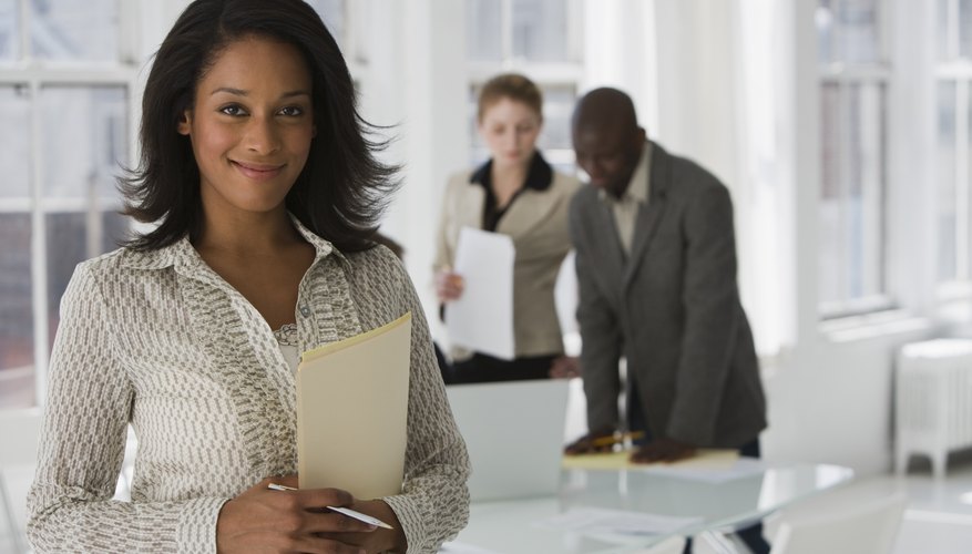Una mayor autonomía en el lugar de trabajo tiende a conducir a mayor satisfacción laboral.