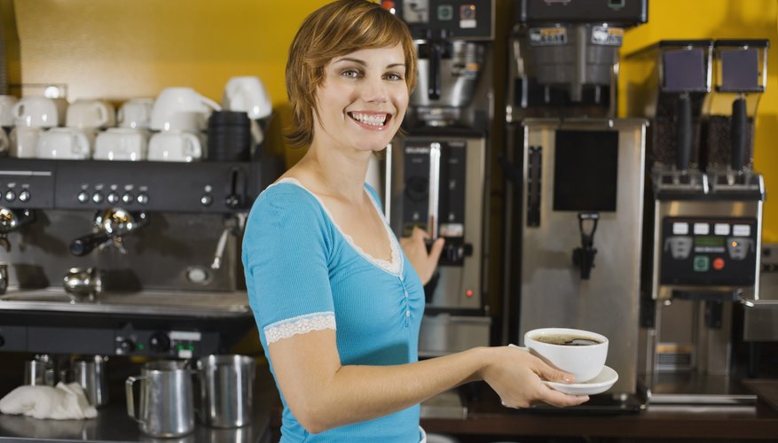 Ofrece un café gratis con algunos de los especiales de desayuno.