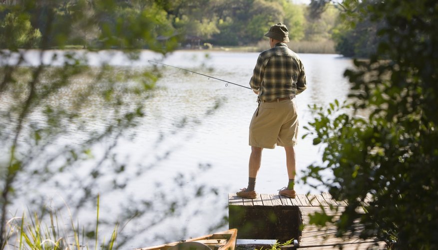 Which Is Better: Fiberglass Fishing Rods or Carbon Fiber Rods?