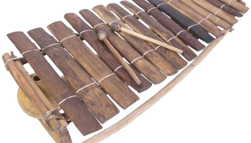 Hacer un xilófono de madera puede ser un proyecto musical creativo.