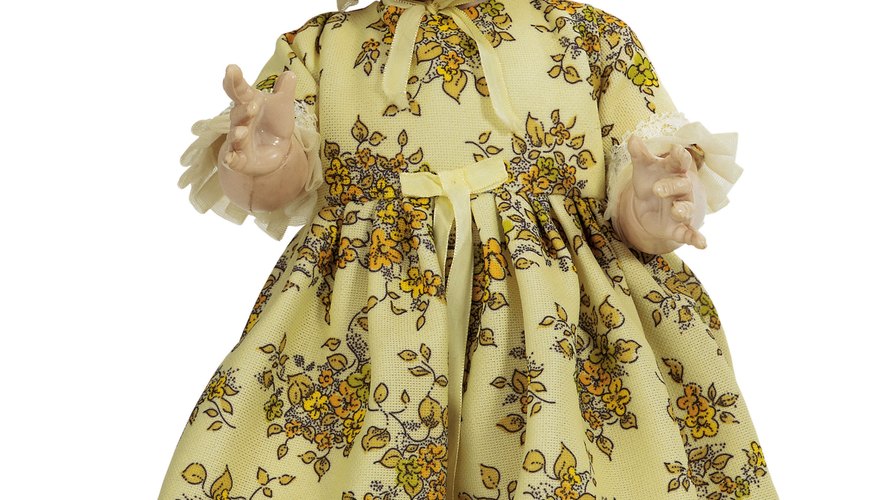 Busca las mejores muñecas de porcelana para tu colección.