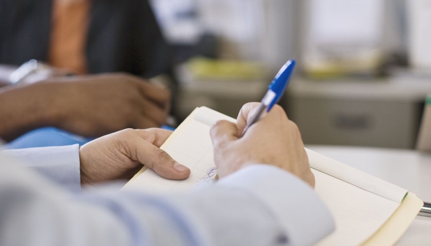 Escribir un informe de consultoría ayuda a tus clientes a aprender lo que descubriste en tu trabajo.