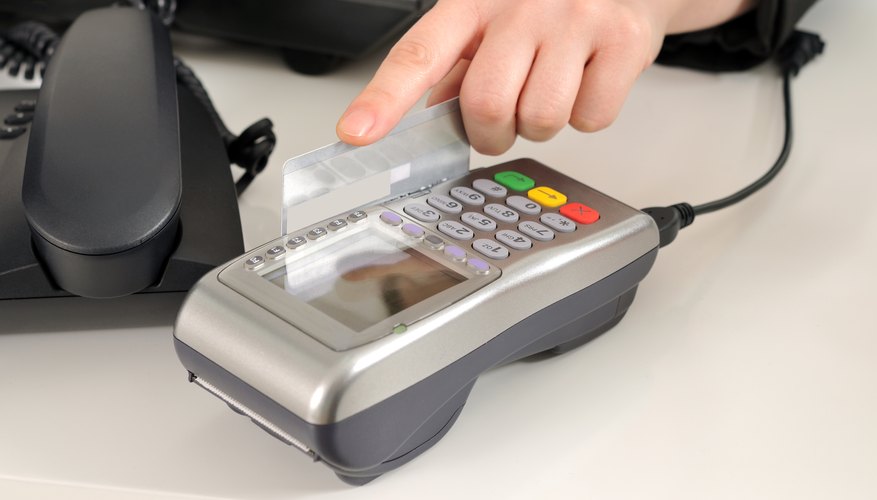 Reading credit card