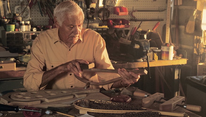 Aprende a construir un pequeño taller de carpintería dentro de tu casa.
