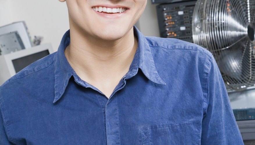 Photo Credit: Thinkstock Images/Comstock/Getty Images Computer technician