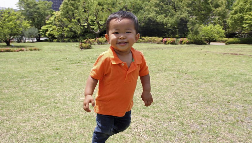 Most one-year-old babies are between 28 and 29 inches in height. Most one-year-old babies are between 28 and 29 inches in height.