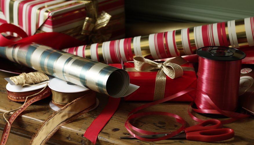Photo Credit: Max Oppenheim/Photodisc/Getty Images Holiday Decorating