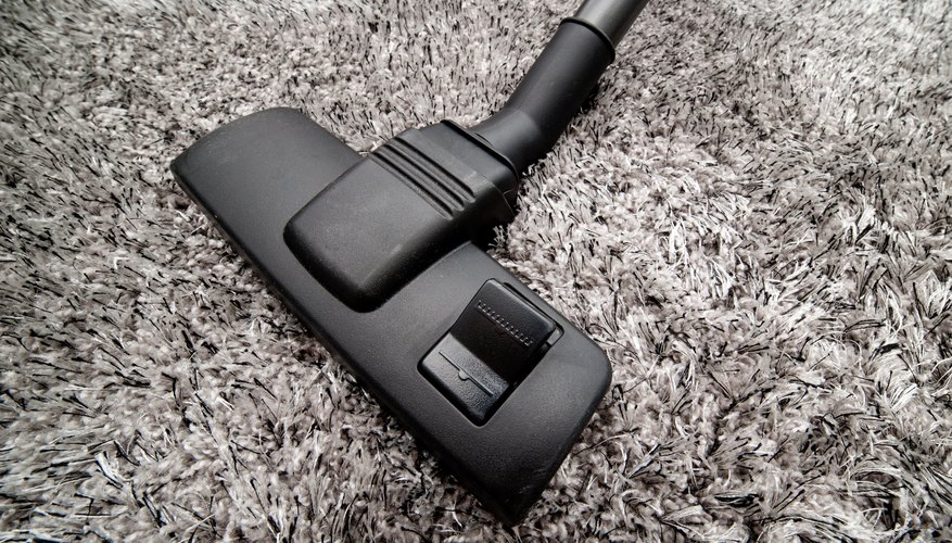 Cleaning carpet