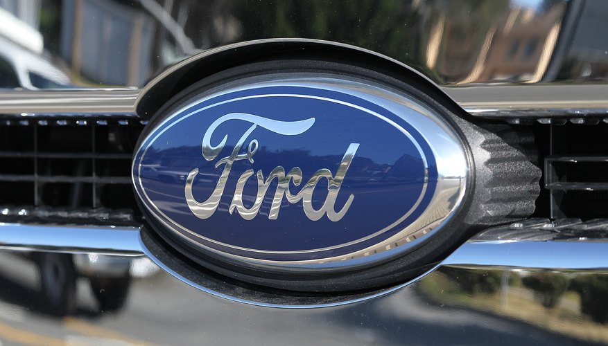 Cómo configurar la sincronización en un Ford