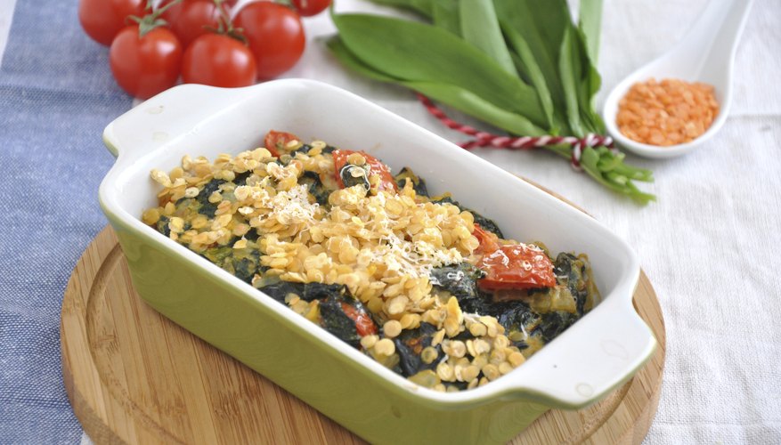 Photo Credit: A_Lein/iStock/Getty Images Small Pyrex casserole dish.