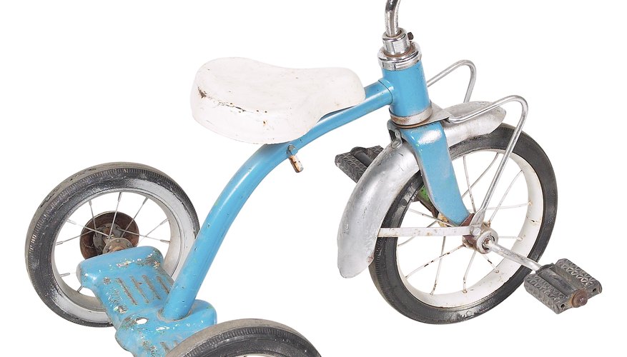 Pulling sleds can be used with any pedal toy. Pulling sleds can be used with any pedal toy.