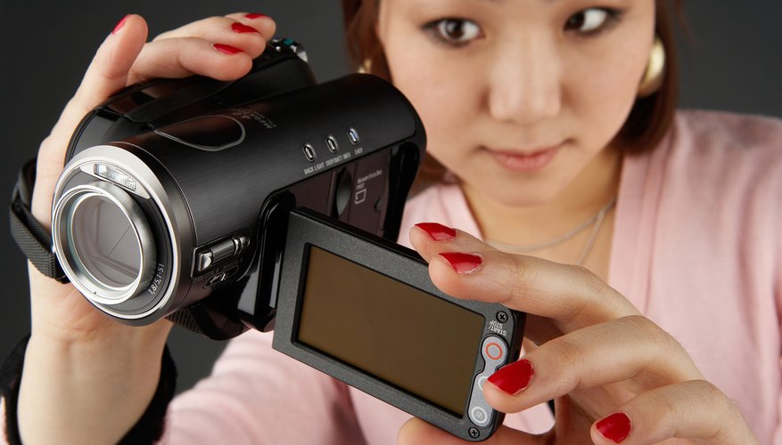 Las tasas de bits de video y las velocidades de fotogramas deben ser tenidos en cuenta antes de comprar una cámara de video digital.