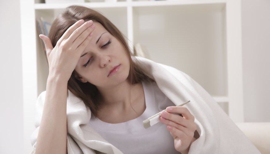 Fever may occur during an ovarian cyst rupture. Fever may occur during an ovarian cyst rupture.
