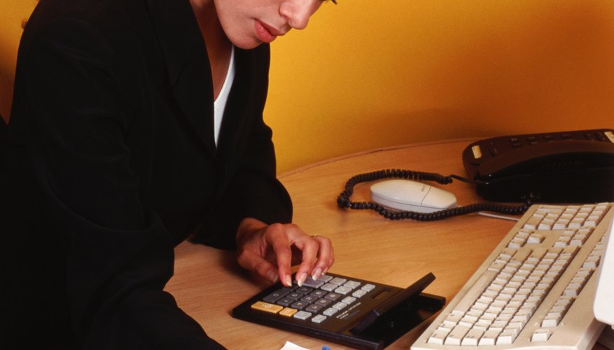 Conoce los distintos sistemas de inventario para hacer la contabilidad de tu empresa.