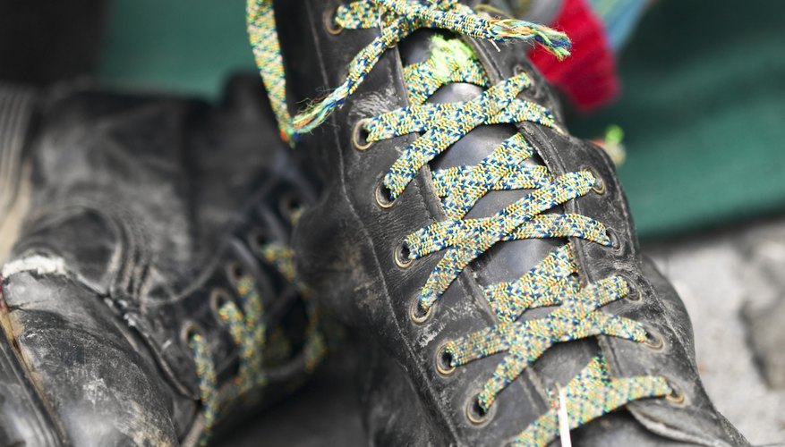 Aprende cómo reciclar tus botas viejas.