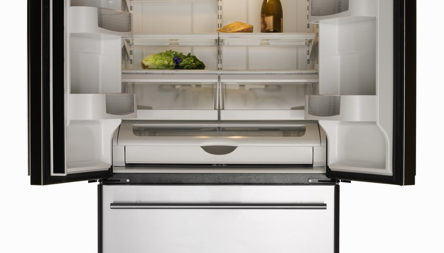 En Estados Unidos, los refrigeradores necesitan suministros de energía de 120 voltios.