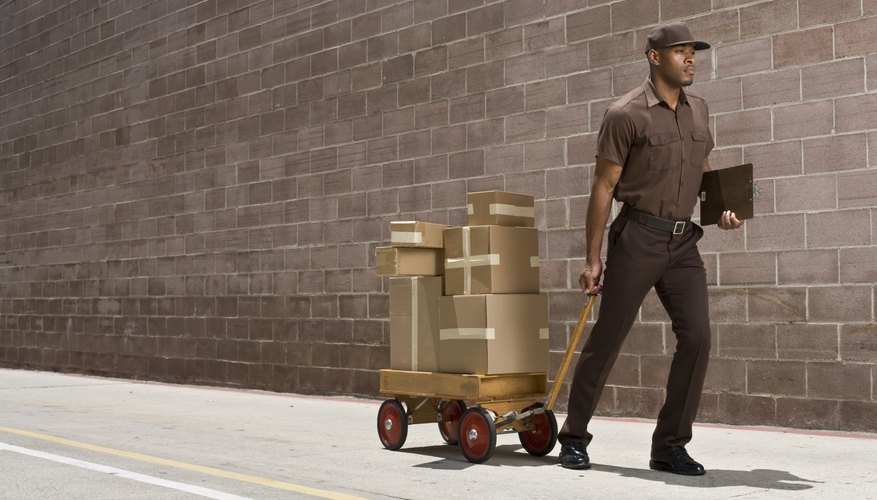 Cómo abrir una franquicia de UPS.