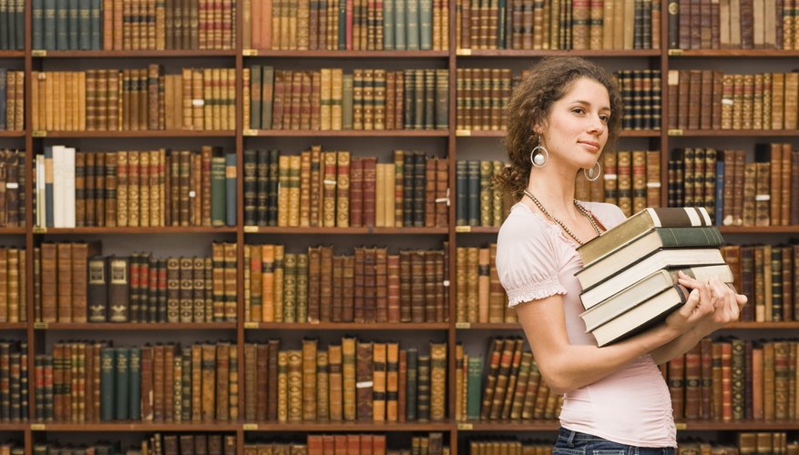 Según el directorio de editoriales estadounidenses PublishersGlobal.com, existen aproximadamente 3000 compañías editoras en Estados Unidos.