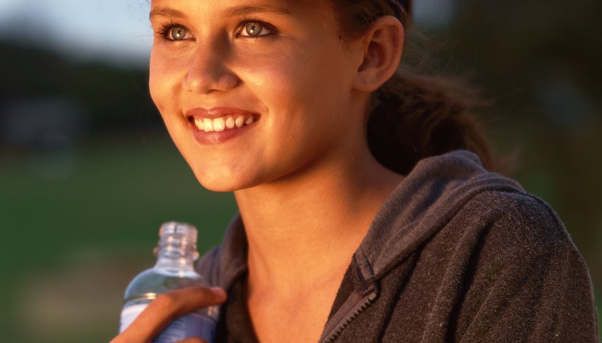 Practicar un estilo de vida sano ayudará al adolescente a verse radiante.