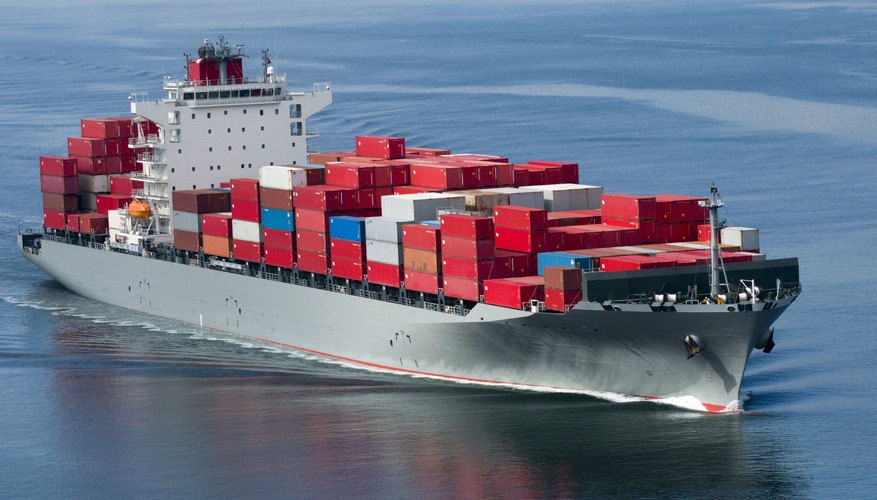 the-difference-between-container-shipping-and-break-bulk-bizfluent