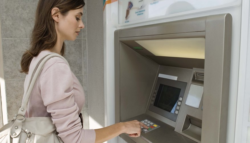 En algunas ocasiones el usuario encontrará dos tipos de saldos detallados en el informe: el balance actual y el balance disponible.