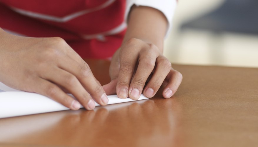 Puedes doblar cualquier tipo de papel en un pliegue de acordeón.