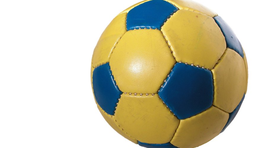 Pelota de fútbol.