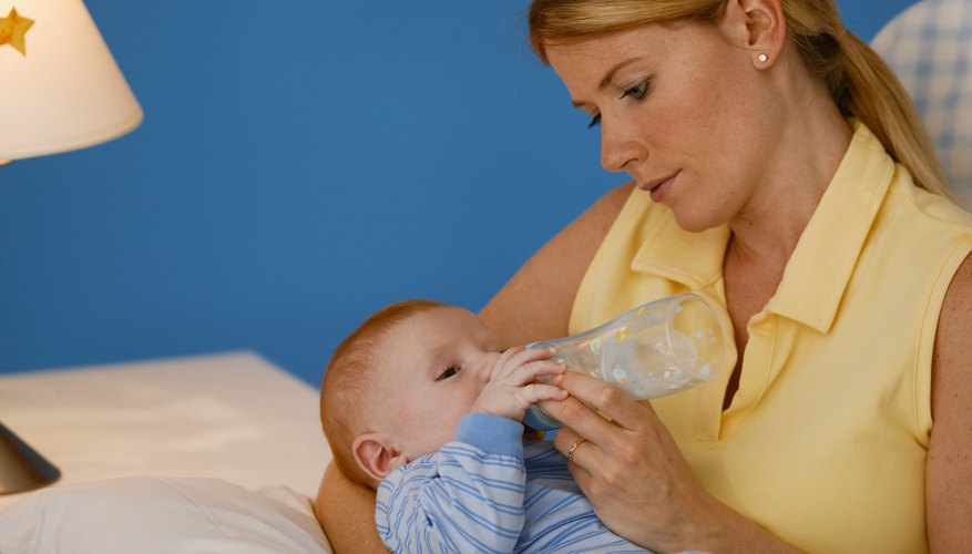 how-to-prevent-infants-from-choking-while-bottle-feeding-how-to-adult