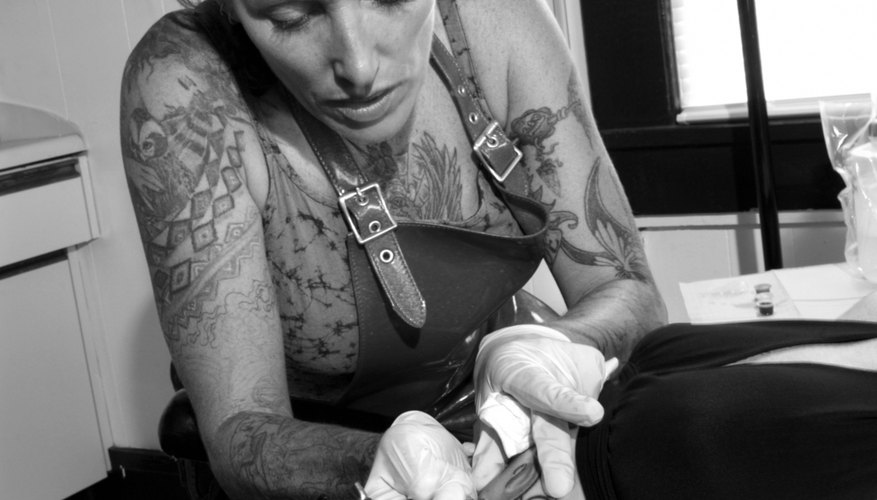 Es raro encontrar un negocio de tatuajes en una casa.
