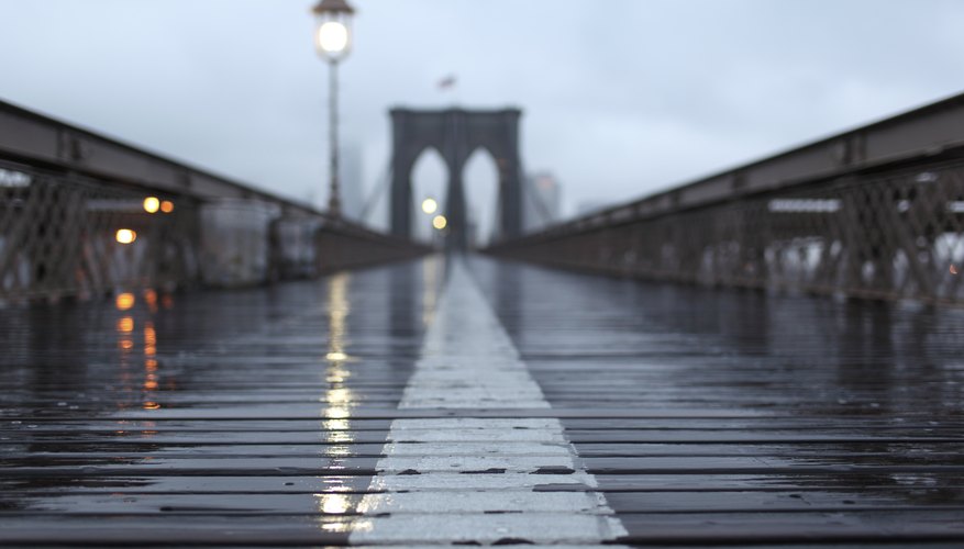 rain on the Brooklyn Bridge rain on the Brooklyn Bridge