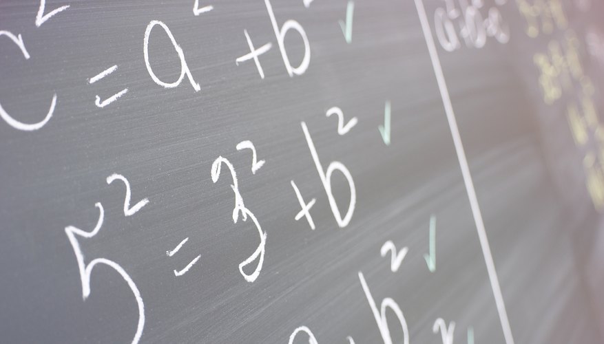 La expresión de polinomio x^2 -2, es un clásico ejemplo de la diferencia de dos cuadrados.
