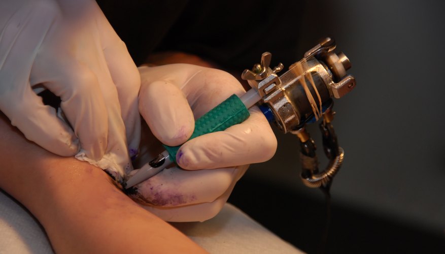 Have a patch test done with the ink at least 24 hours in advance. Have a patch test done with the ink at least 24 hours in advance.