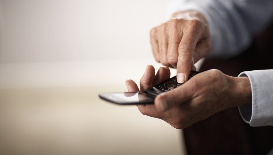 Es posible localizar a una persona con un teléfono celular.