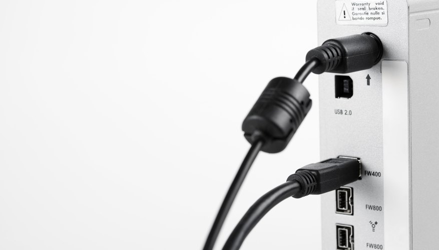 Los discos duros externos, tales como los fabricados por Seagate, proporcionan una forma de realizar copias de seguridad de datos y medios importantes almacenados en tu computadora.