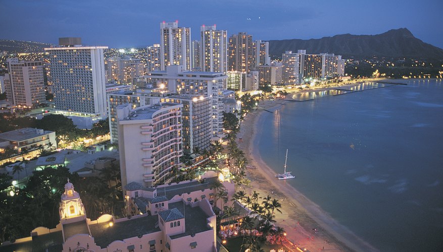 things-to-do-in-waikiki-at-night-gone-outdoors-your-adventure-awaits