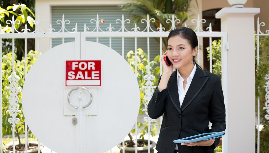 Realtor at job