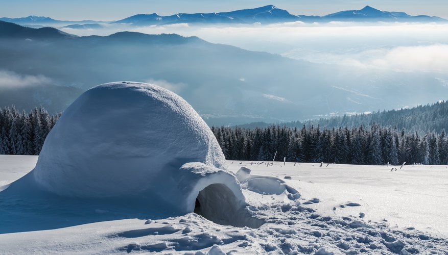 How Can I Build an Igloo for a School Project Sciencing