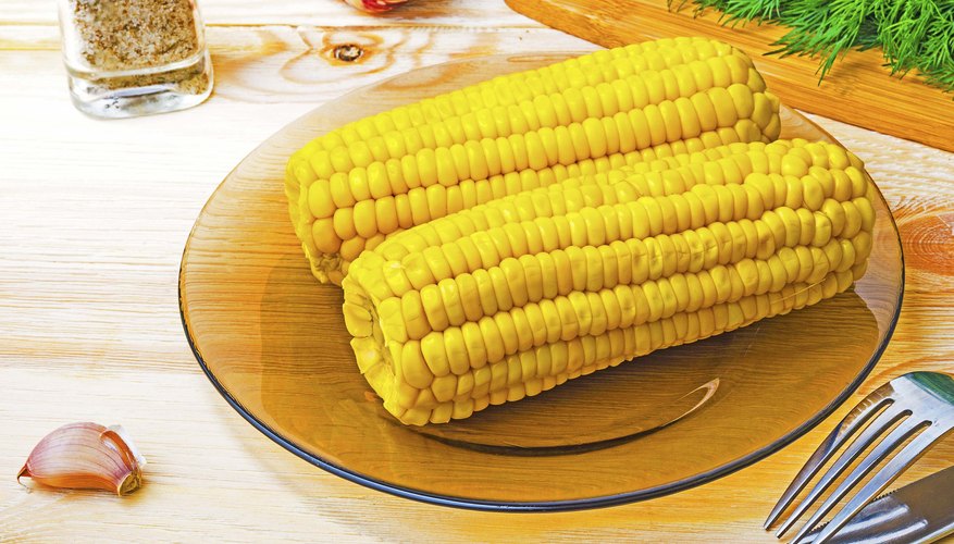 How to Cook Frozen Corn on the Cob | Mom Life