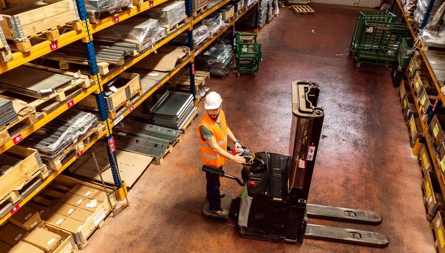 How to Operate a Stand Up Forklift | HomeSteady