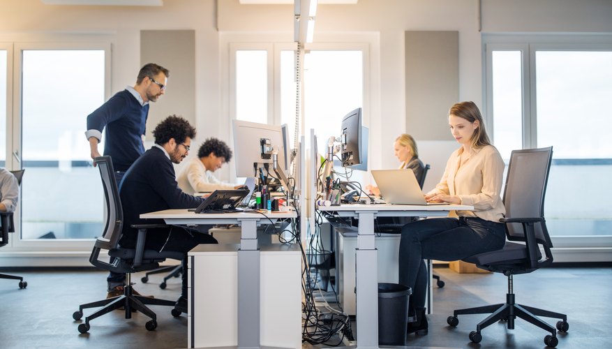 Calculando las horas trabajadas de un empleado
