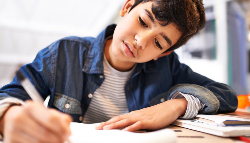 Cómo escribir una carta formal de queja al consejo escolar 