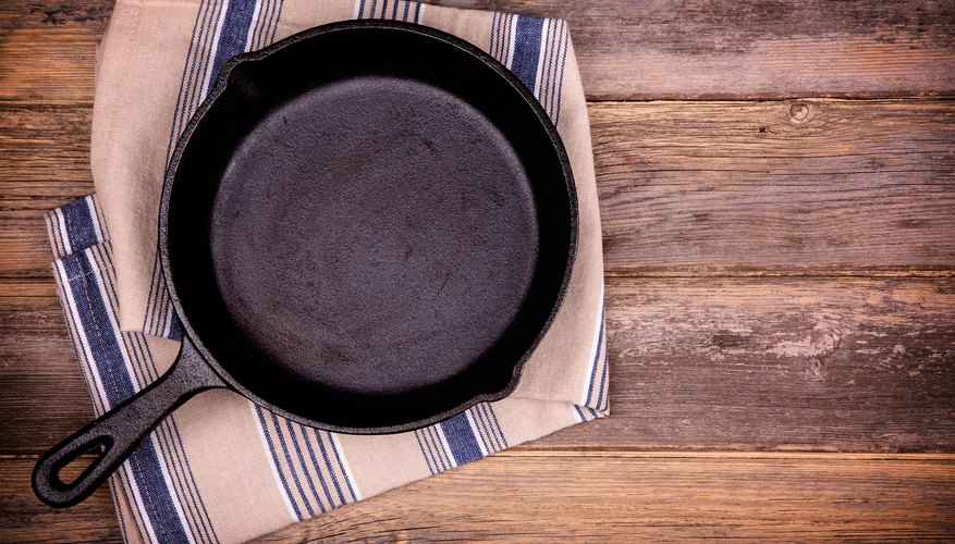 cast-iron-vs-stainless-steel-9-points-of-comparison-for-home-cooks