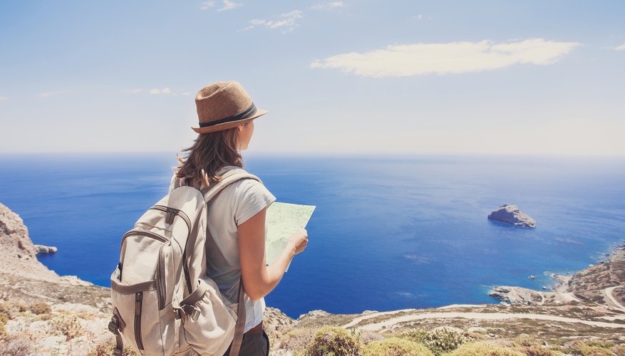 Top Women S Clothes To Stay Comfortable While Traveling Mom Life