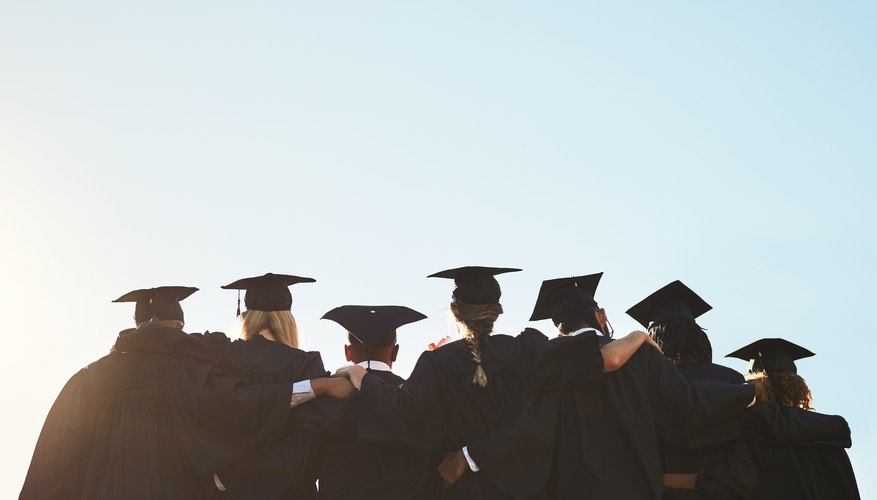What Does it Mean to Graduate With Honors? - The Classroom
