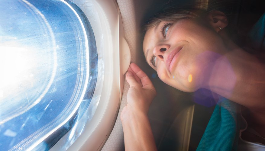 How to Unpop Your Ears When You're On a Plane