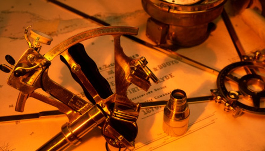 Photo Credit: Ablestock.com/AbleStock.com/Getty Images A simple sextant can be made at home in about 15 minutes.