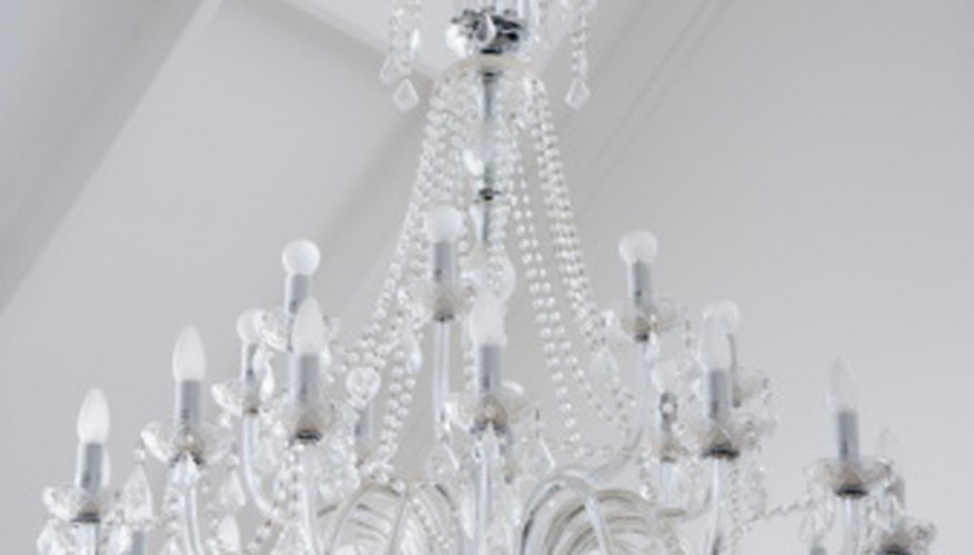 Chandeliers Without Wiring | HomeSteady