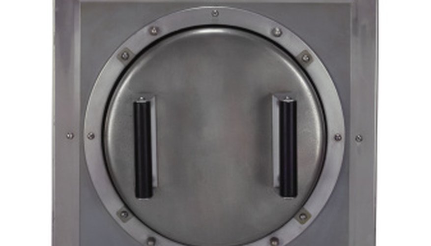 Photo Credit: Brand X Pictures/Brand X Pictures/Getty Images Autoclaves are used to sterilize items in laboratories.