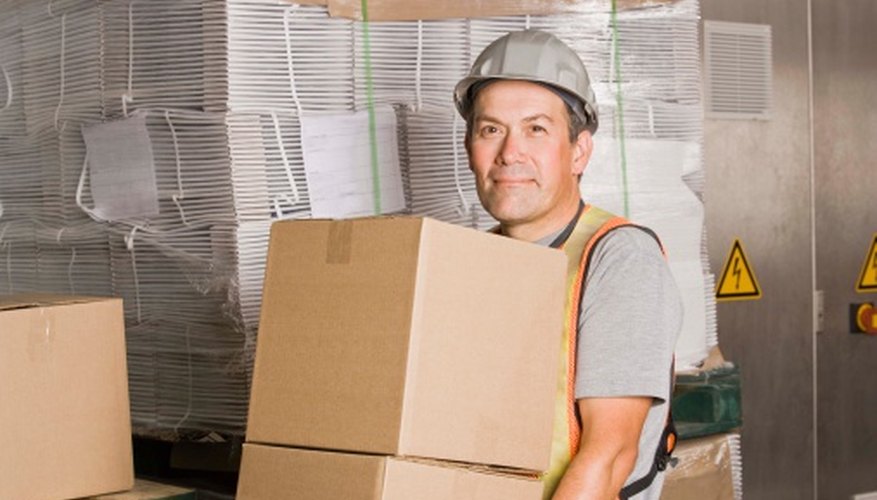 Las empresas manufactureras utilizan sistemas de costos para calcular los costos unitarios.